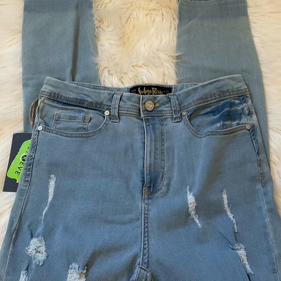 Indigo Rein Distressed Jeans - NWT - Size 11 - Picture 4 of 13